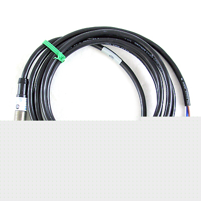 New cutler hammer tubular inductive proximity sensor 