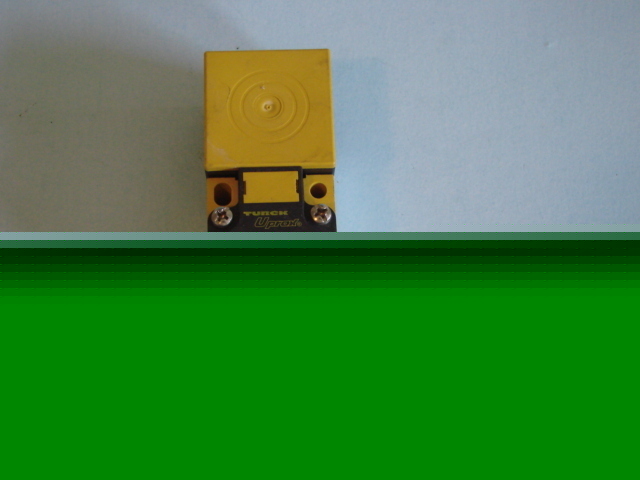 Turck uprox NI40U-CP40-AP6X2 10...30VDC 200MA #5563-65G
