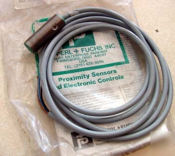 New pepperl & fuchs 18MM proximity sensor 